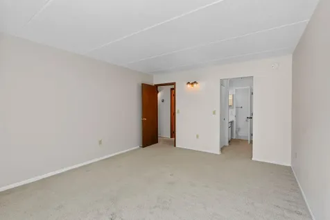 329 Geneva Avenue N Oakdale MN 55128