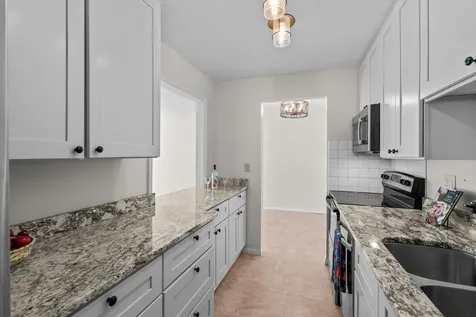 329 Geneva Avenue N Oakdale MN 55128
