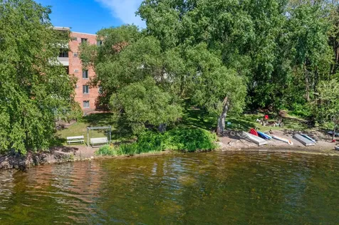 329 Geneva Avenue N Oakdale MN 55128