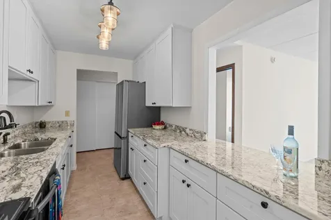 329 Geneva Avenue N Oakdale MN 55128