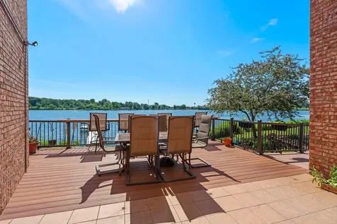 329 Geneva Avenue N Oakdale MN 55128