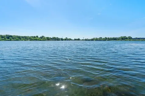 329 Geneva Avenue N Oakdale MN 55128