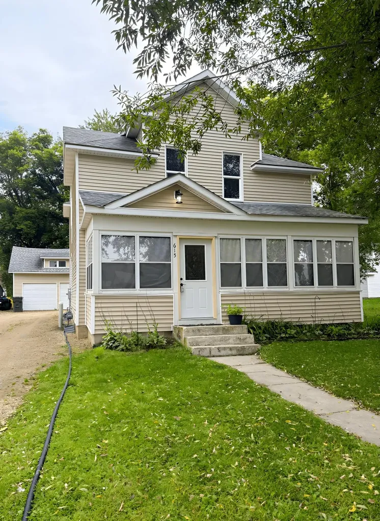615 18th Street SW Willmar MN 56201