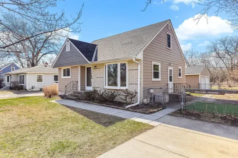 8933 Wally Drive Golden Valley MN 55427
