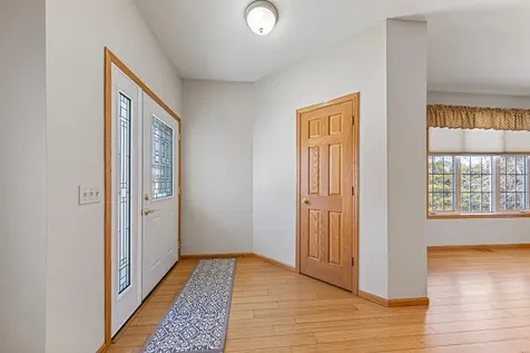 2129 Bard Court Faribault MN 55021