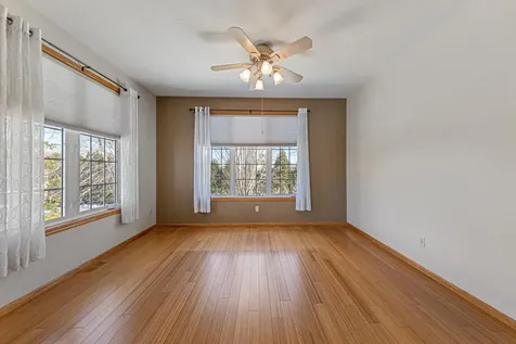 2129 Bard Court Faribault MN 55021