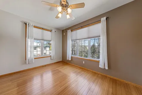2129 Bard Court Faribault MN 55021