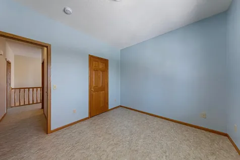2129 Bard Court Faribault MN 55021