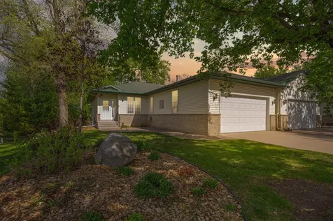2129 Bard Court Faribault MN 55021