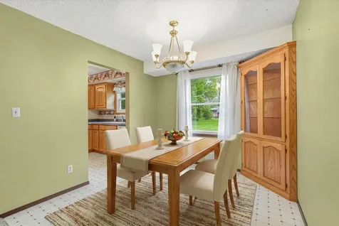 3687 Arcade Street N Vadnais Heights MN 55127