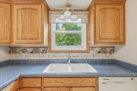 3687 Arcade Street N Vadnais Heights MN 55127