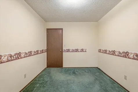 3687 Arcade Street N Vadnais Heights MN 55127