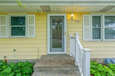 3687 Arcade Street N Vadnais Heights MN 55127