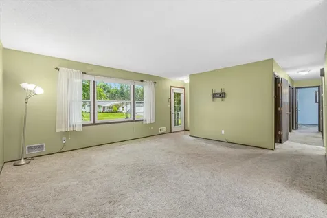 3687 Arcade Street N Vadnais Heights MN 55127