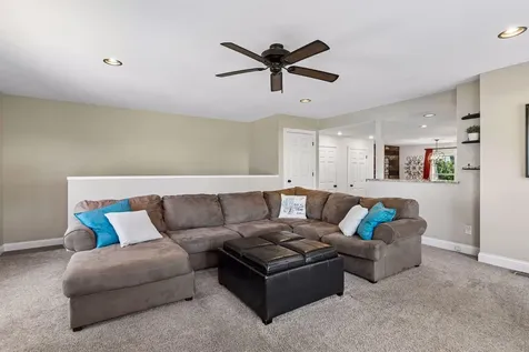 1118 Bowdoin Street Saint Paul MN 55116