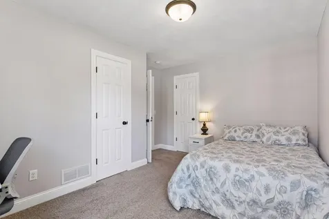 1118 Bowdoin Street Saint Paul MN 55116