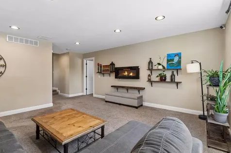 1118 Bowdoin Street Saint Paul MN 55116