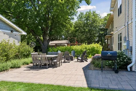 1118 Bowdoin Street Saint Paul MN 55116