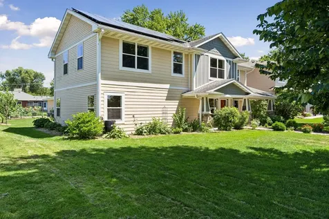 1118 Bowdoin Street Saint Paul MN 55116