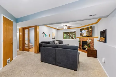 1417 Mcknight Circle Victoria MN 55386