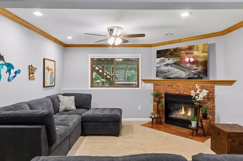 1417 Mcknight Circle Victoria MN 55386