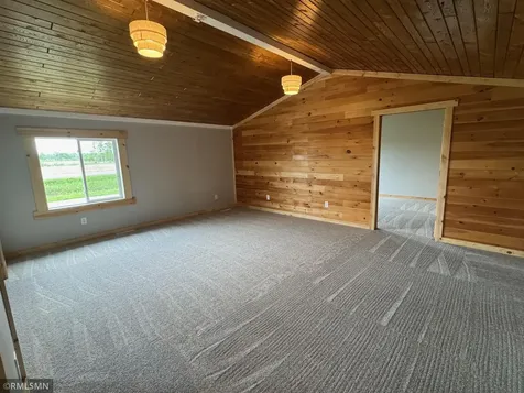 380 NE Kirsch Avenue Mcgregor MN 55760