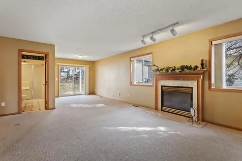 2907 Devonshire Circle Woodbury MN 55125