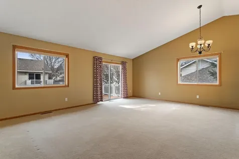 2907 Devonshire Circle Woodbury MN 55125