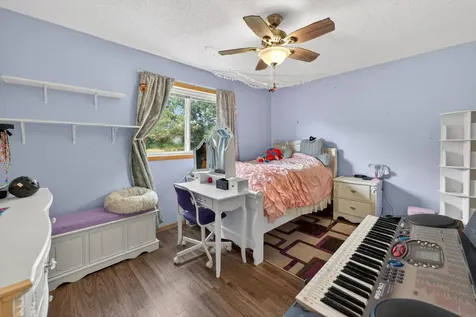 527 Jewell Street Mora MN 55051