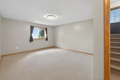 527 Jewell Street Mora MN 55051