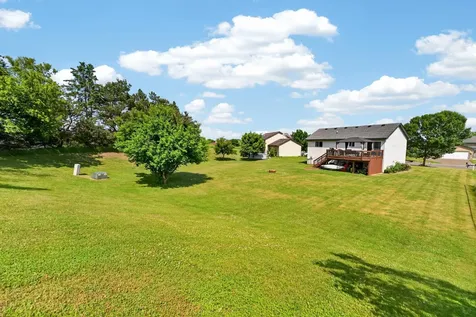 527 Jewell Street Mora MN 55051