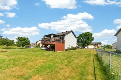 527 Jewell Street Mora MN 55051