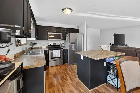 527 Jewell Street Mora MN 55051