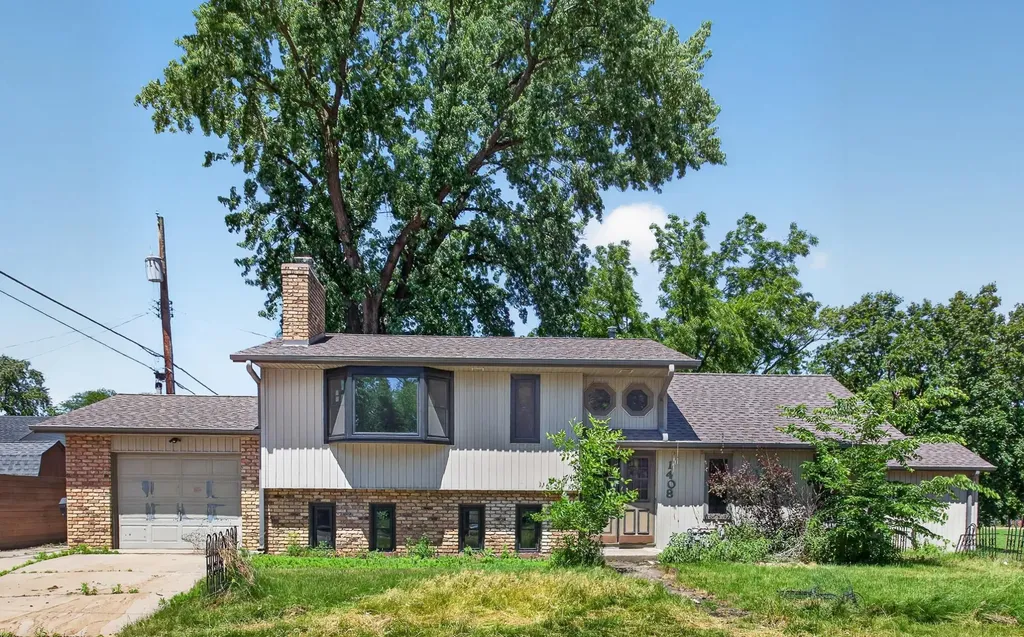 1408 E 69th Street Richfield MN 55423
