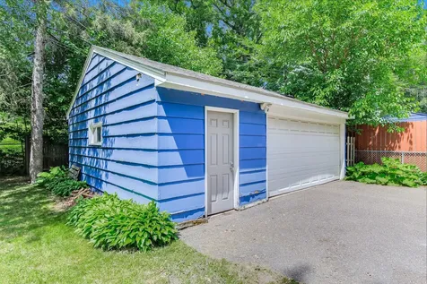 5895 Quebec Avenue N Crystal MN 55428