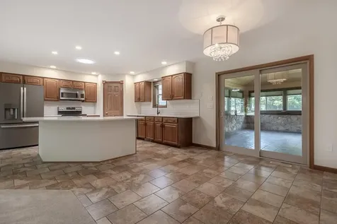 12991 Meadow Creek Drive New Ulm MN 56073