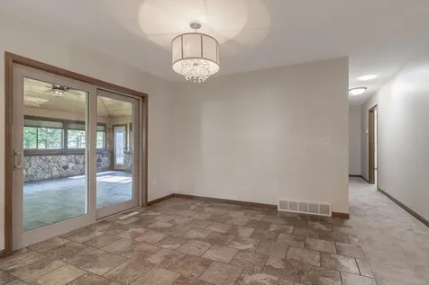 12991 Meadow Creek Drive New Ulm MN 56073
