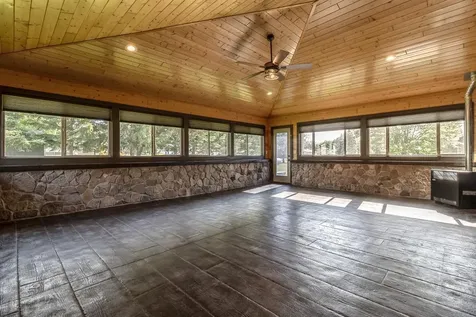 12991 Meadow Creek Drive New Ulm MN 56073