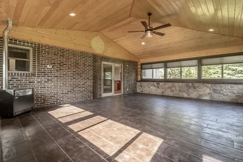 12991 Meadow Creek Drive New Ulm MN 56073