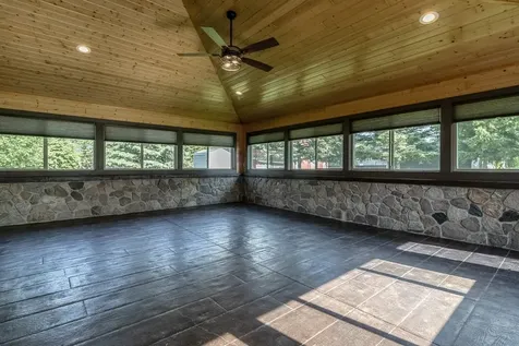 12991 Meadow Creek Drive New Ulm MN 56073