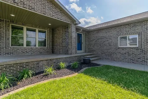 12991 Meadow Creek Drive New Ulm MN 56073