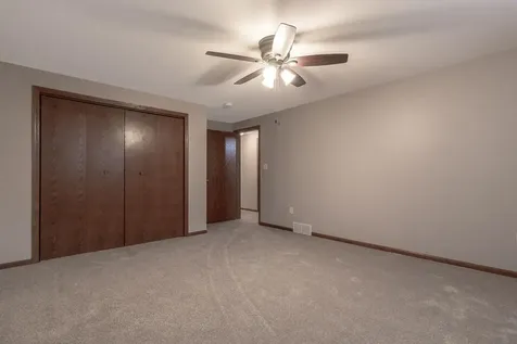 12991 Meadow Creek Drive New Ulm MN 56073