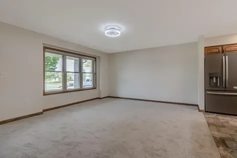 12991 Meadow Creek Drive New Ulm MN 56073