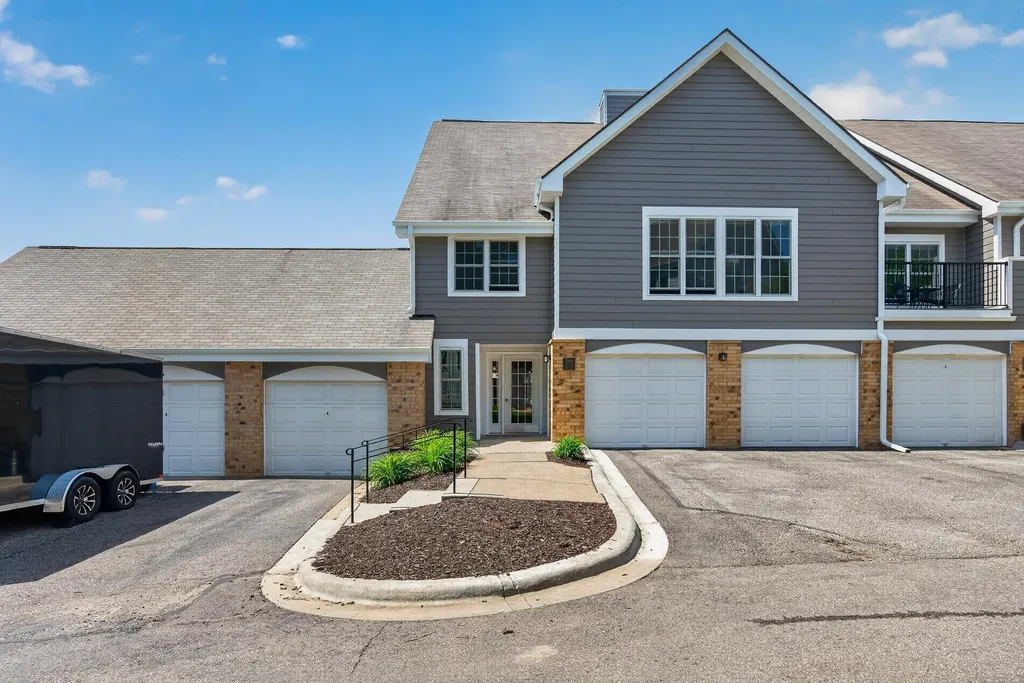 5988 Chasewood Parkway Minnetonka MN 55343