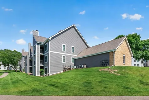 5988 Chasewood Parkway Minnetonka MN 55343