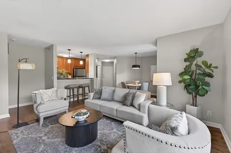 5988 Chasewood Parkway Minnetonka MN 55343
