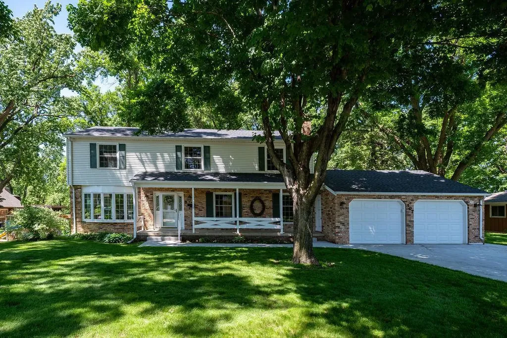 507 Knollwood Drive NW Willmar MN 56201