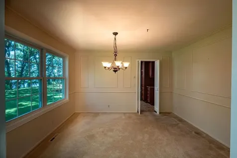 507 Knollwood Drive NW Willmar MN 56201