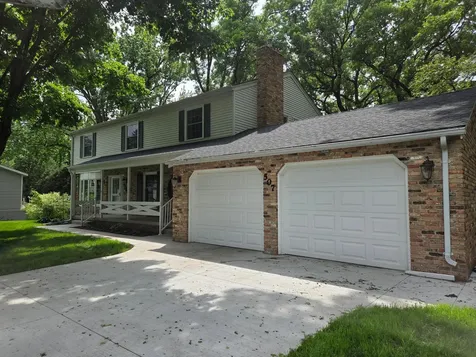 507 Knollwood Drive NW Willmar MN 56201