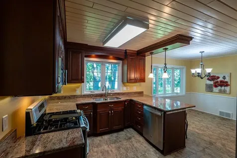 507 Knollwood Drive NW Willmar MN 56201